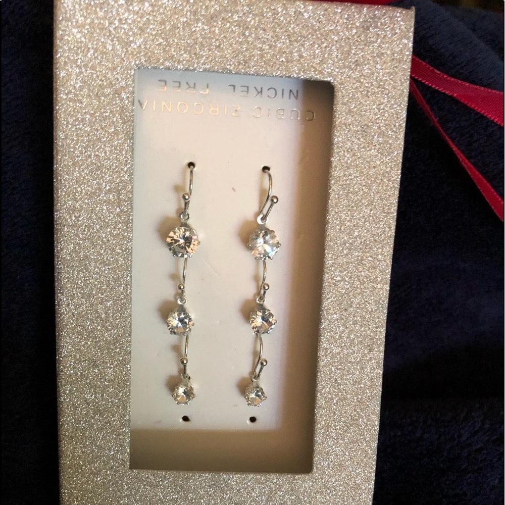 EARRINGS CUBIC ZIRCONIA NICKEL FREE NIB - Picture 1 of 4